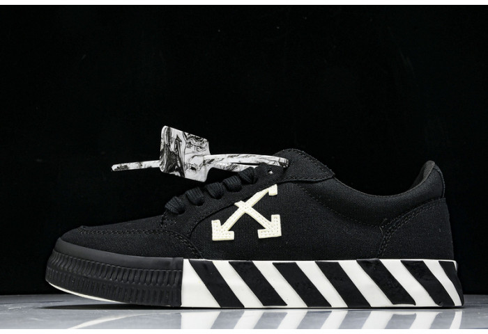 OFF-WHITE Canvas Sneaker