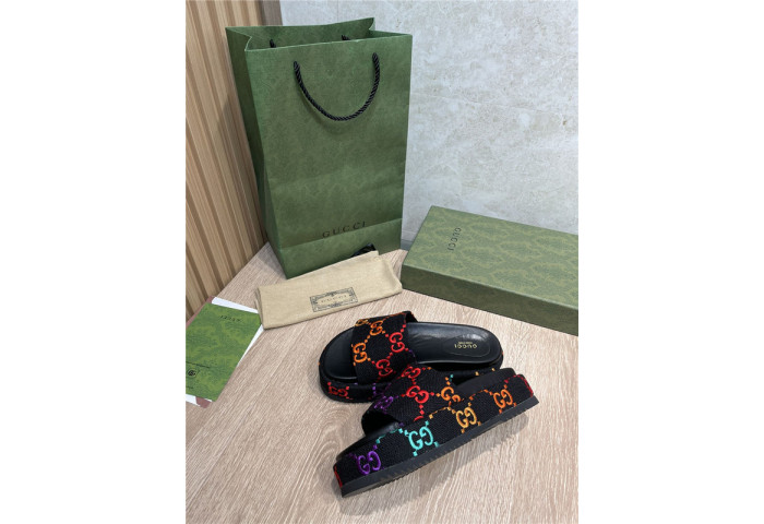 GC WOMEN''S GG SLIDE (EU35-EU42)