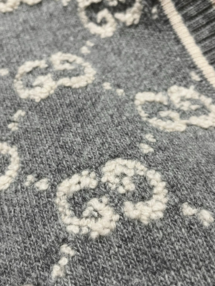 G*u*i sweater mao-17