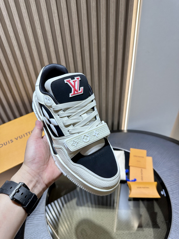 LOU1VTON SNEAKER
