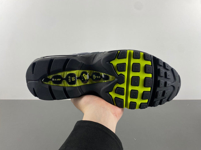 Nike Air Max 95 OG Neon