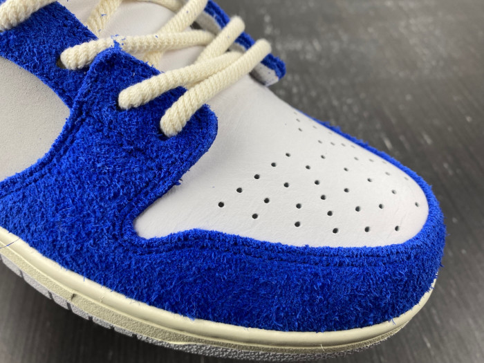 fly streetwear x nike sb dunk low dq5130-400