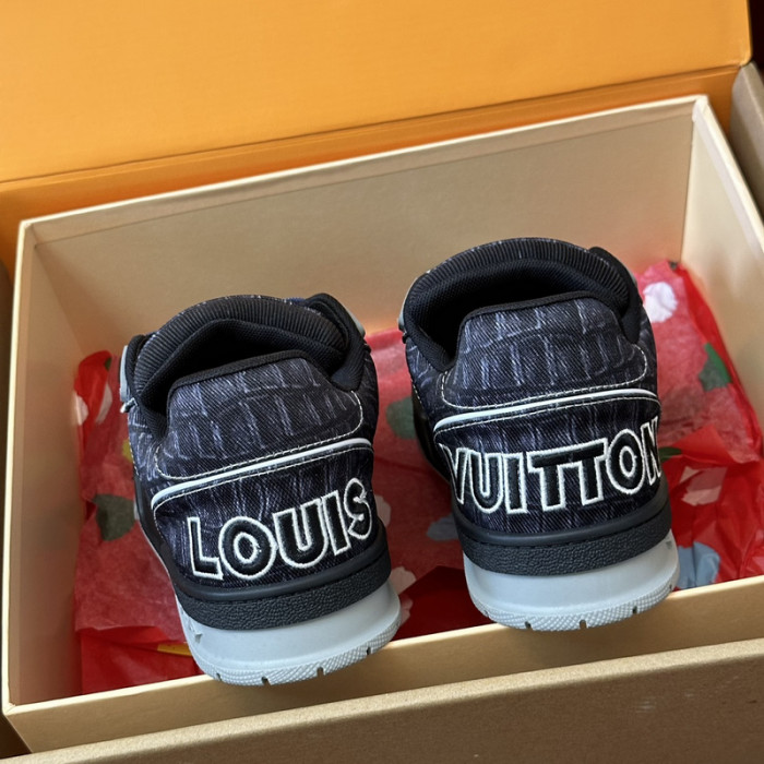 LOU1VTON SNEAKER