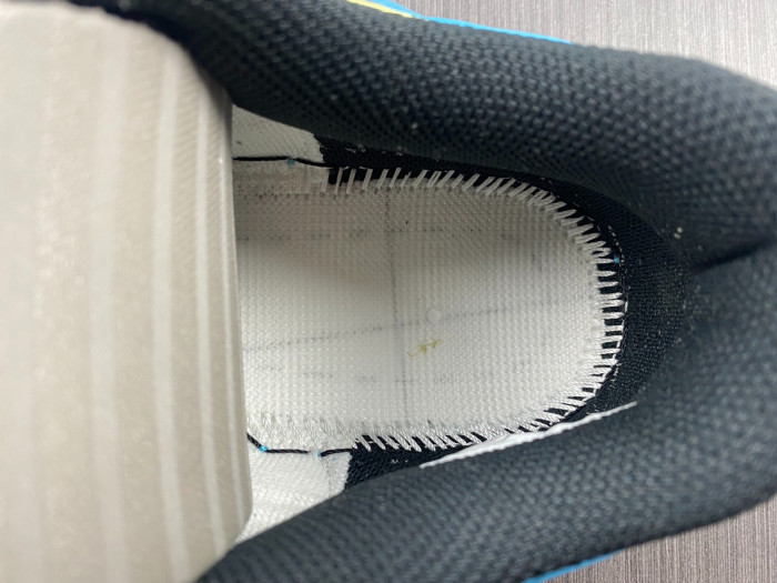 kyrie irving x nike dunk low gs dn4179-400