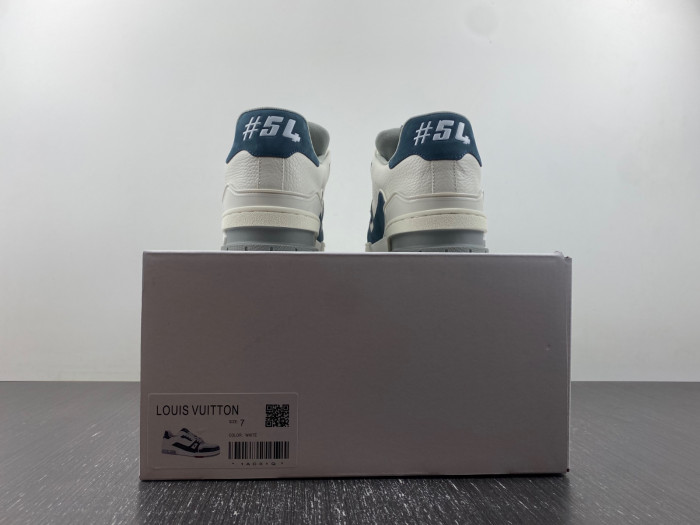 LOU1VTON trainer (EU47)