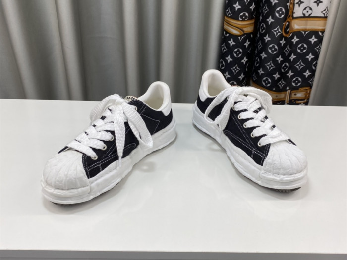 Ma*s*n mihara yasuhiro low-top sneakers mmy-023
