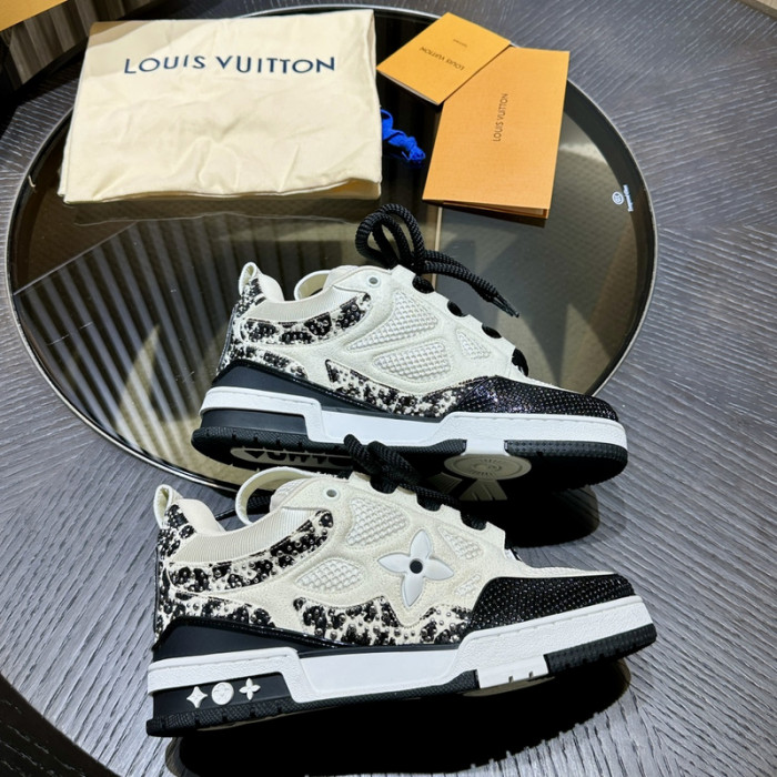 LOU1VTON SNEAKER