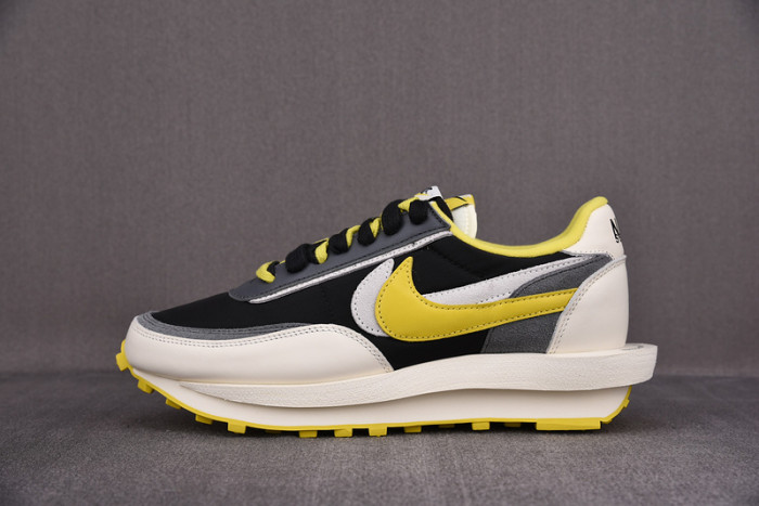 nike vaporwaffle sacai sesame dark iris dd1875-500