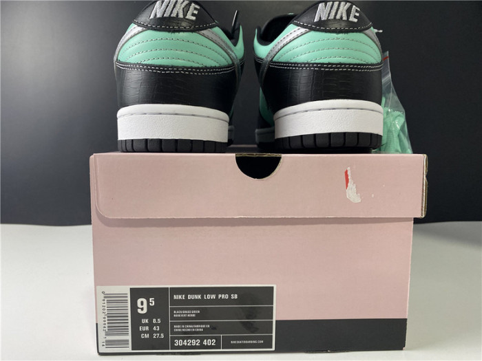 nike dunk sb low Di*m*nd supply co. "tiffany" - 304292 402