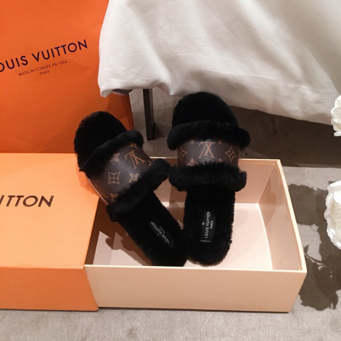 lou1_ton flat mule
