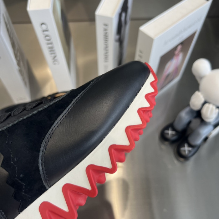 CHRISTIAN LOUBOUT1N Loubishark man (CUSTOMIZE)