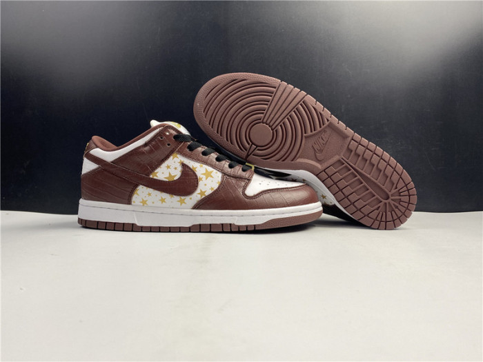 Supre* X Dunk Low OG SB QS 