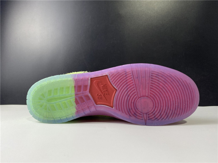 nike sb dunk high strawberry cough - cw7093-600