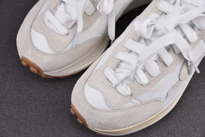 nike vaporwaffle sacai sesame sail gum - dd1875-100