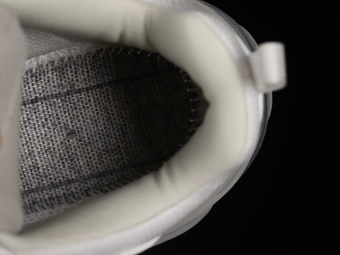 blc* triple s trainer