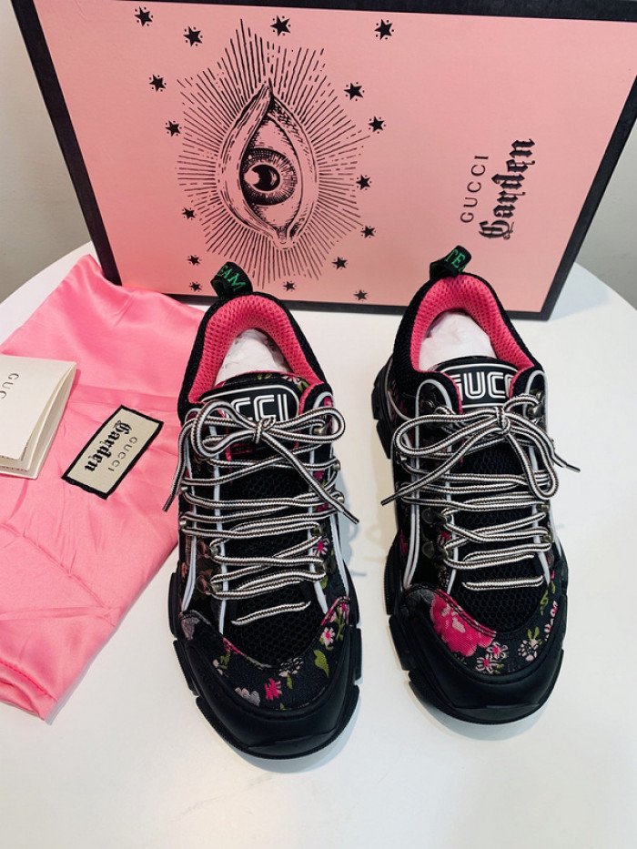 G*u*i1 journey flashtrek jewel crystal low boot