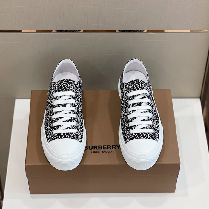 Bur*berry Vintage Check Cotton Sneakers